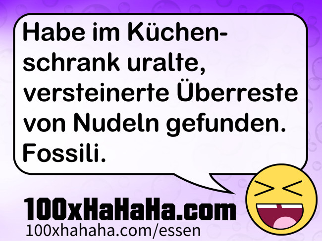 Habe im Kuechenschrank uralte, versteinerte Ueberreste von Nudeln gefunden. Fossili.